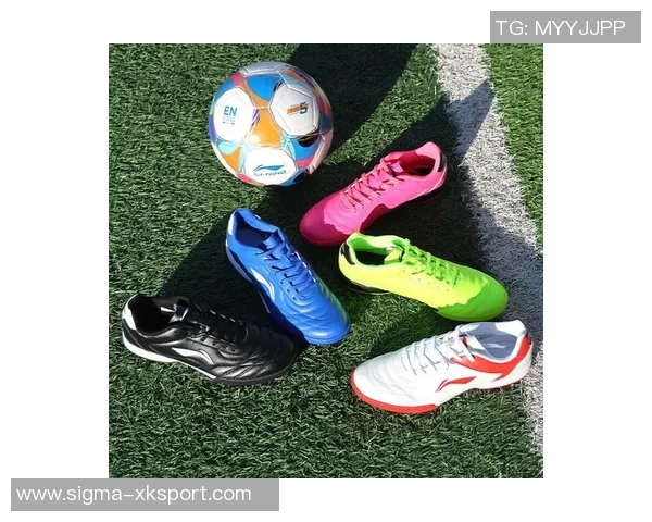 性价比之选100元足球鞋助你轻松踢出精彩表现